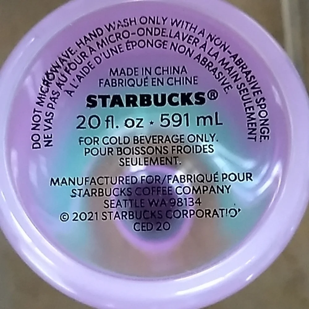 Starbucks 20 Oz water 💧bottle summer 2021 color
